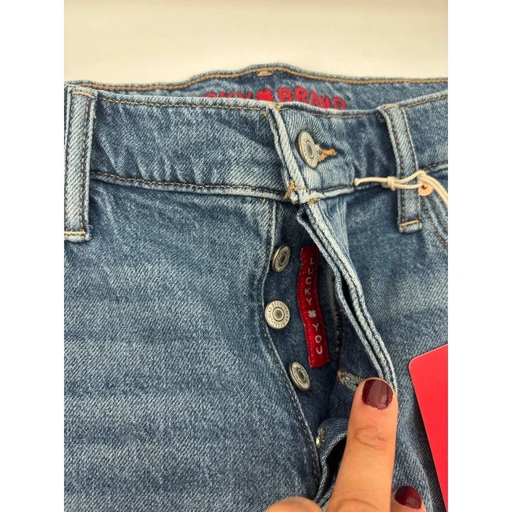Lucky Brand Mom High Rise Short Womens 10/30 Blue Distressed Denim‎ Frayed Hem